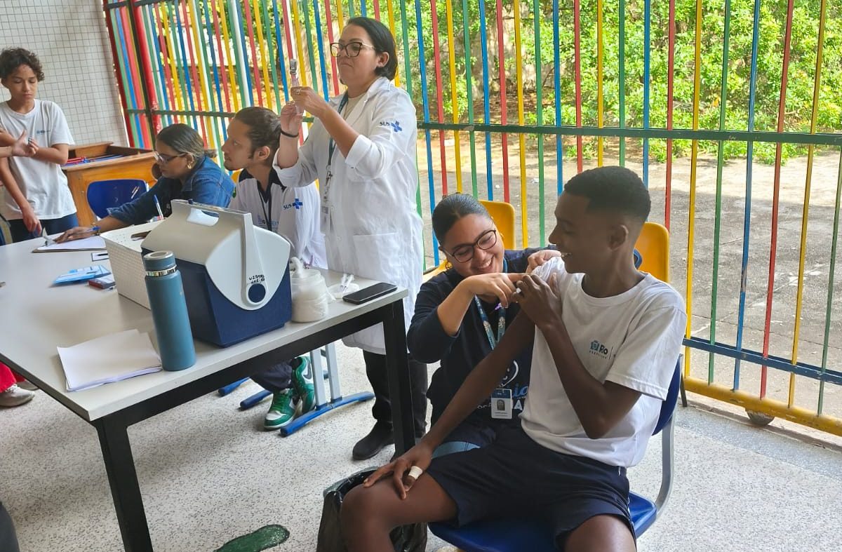 Vacinação a Escola